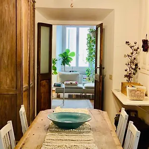 Apartment D-cube Intero Charming Monti, Rome